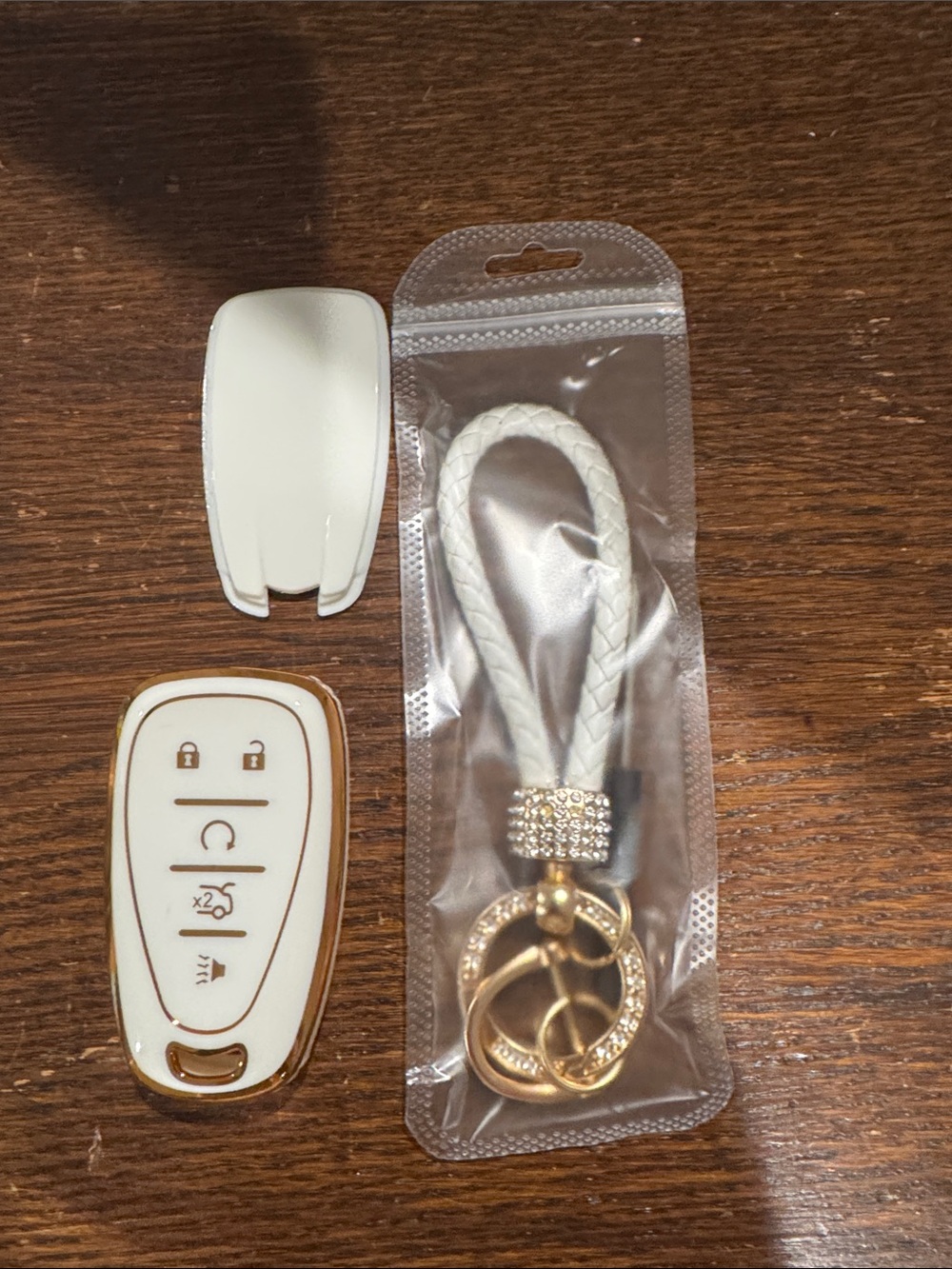 NWOT White and Gold Key Fob Cover & Braided Keychain Set